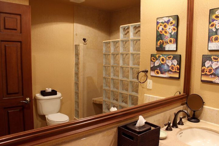 Room 546 of 599