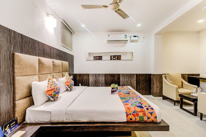 Room 5 of 27