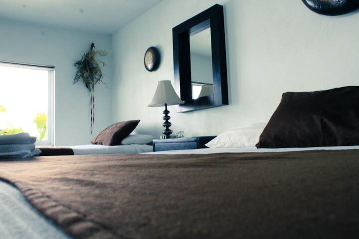 Room 3 of 41