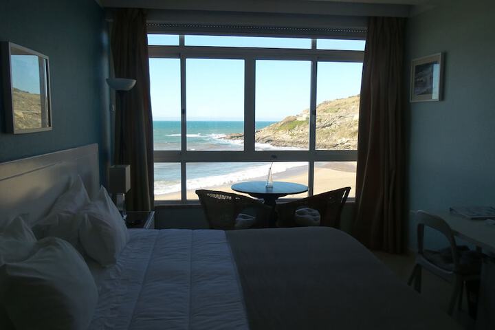 Room 6 of 46