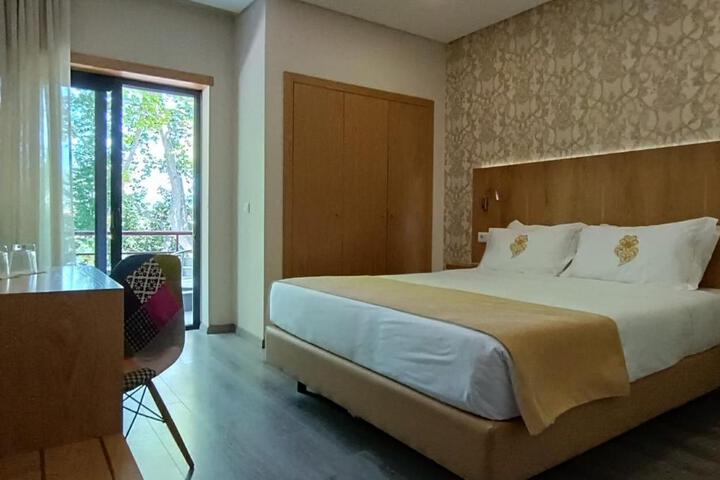 Room 19 of 95