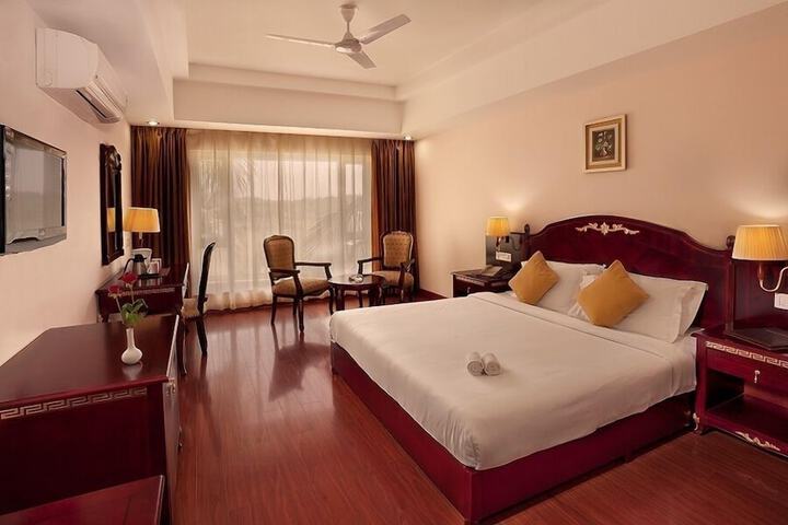 Room 2 of 7