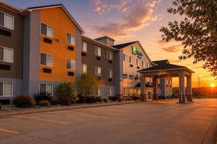 Hotel 102 of 102