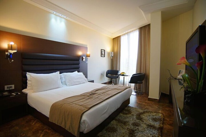 Room 39 of 61