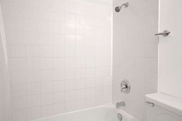 Room 16 of 37