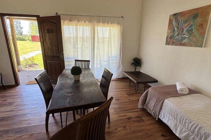 Room 12 of 102