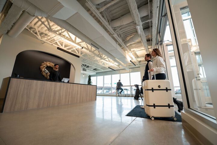 Hotel Interior 4 of 37