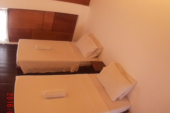 Room 27 of 50