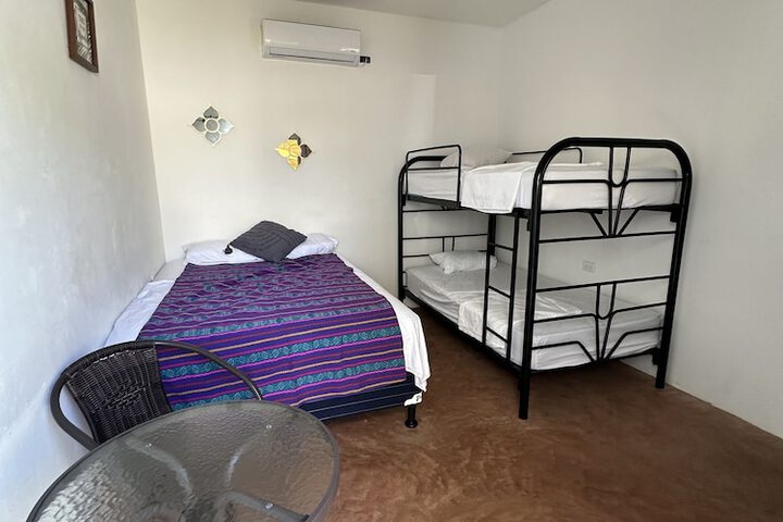 Room 17 of 39