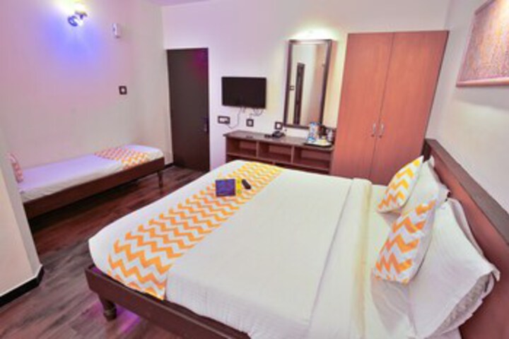 Room 16 of 32