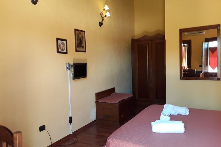 Room 40 of 106