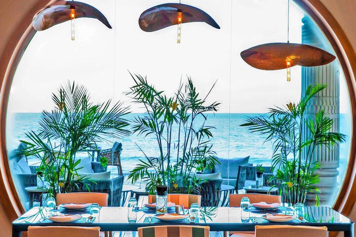 Dining 87 of 120