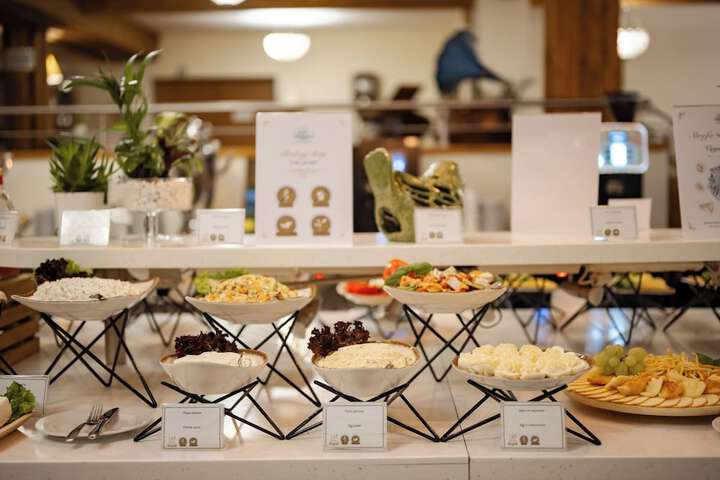 Breakfast buffet