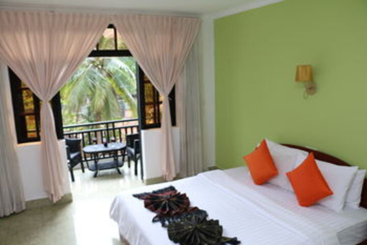 Room 4 of 75