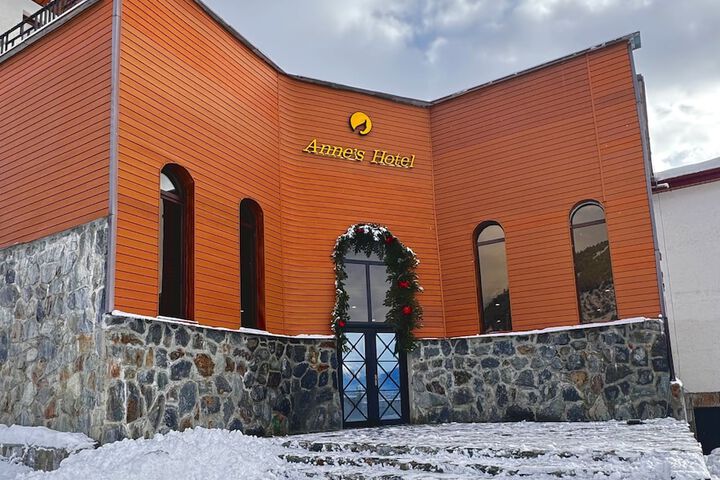 Annes Hotel in Mestia