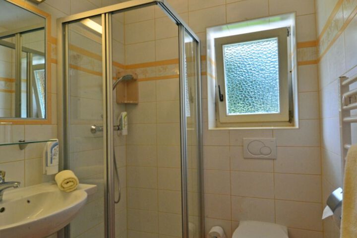 Room 20 of 36