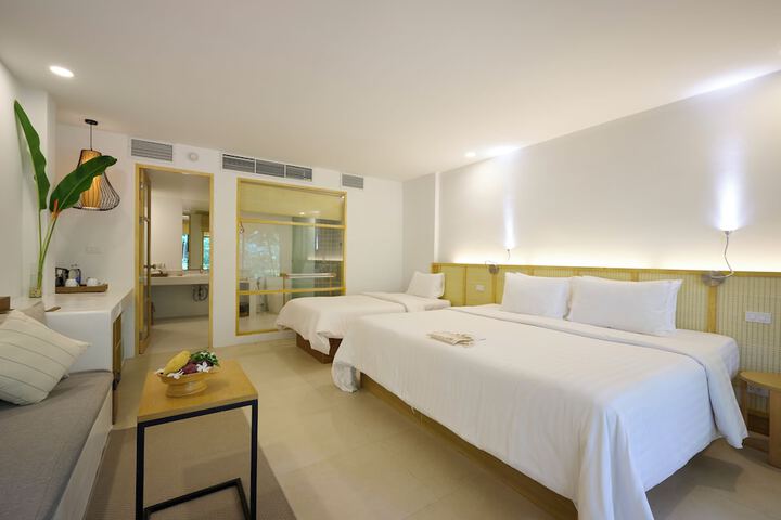 Room 29 of 183