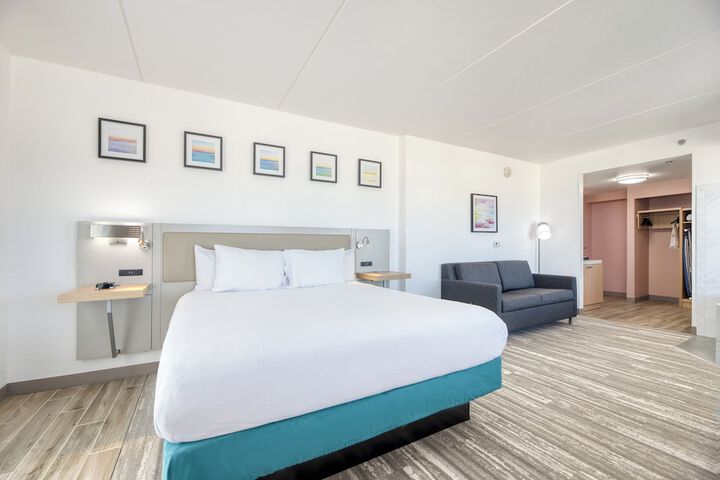 Room 20 of 73