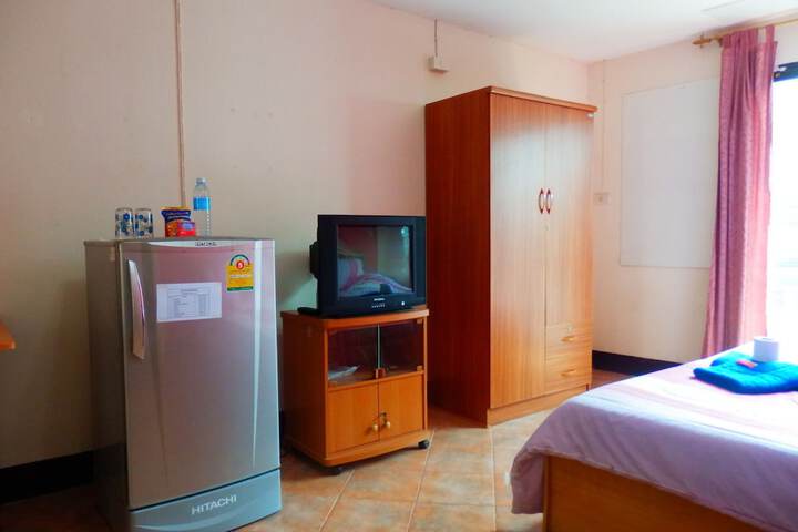 Room 11 of 29
