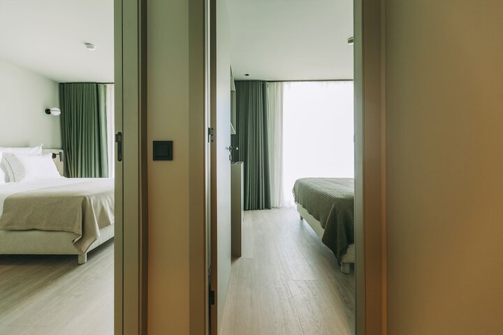 Room 11 of 145