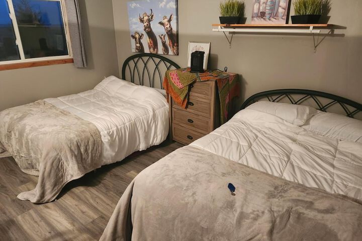 Room 8 of 19