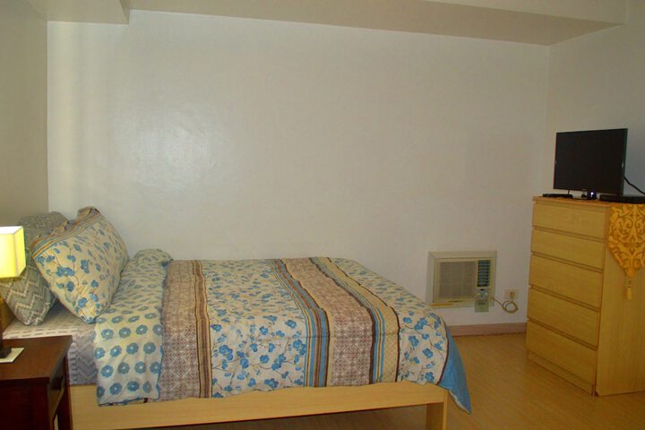 Room 16 of 65
