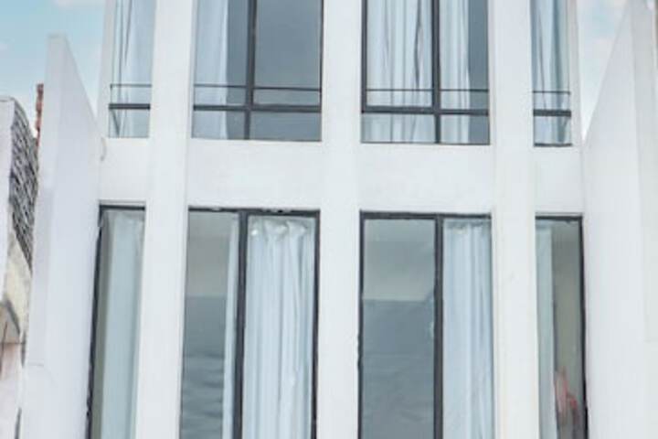 Hotel 16 of 16
