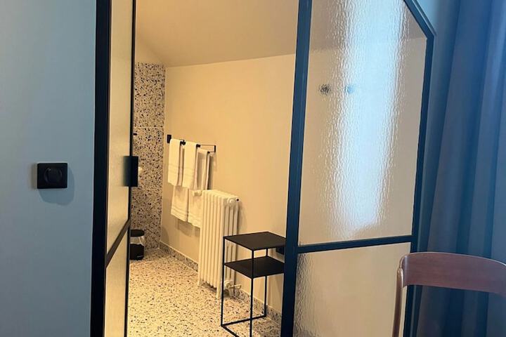 Room 44 of 56