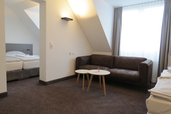 Room 41 of 125