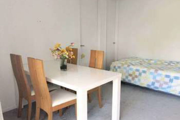 Room 15 of 26