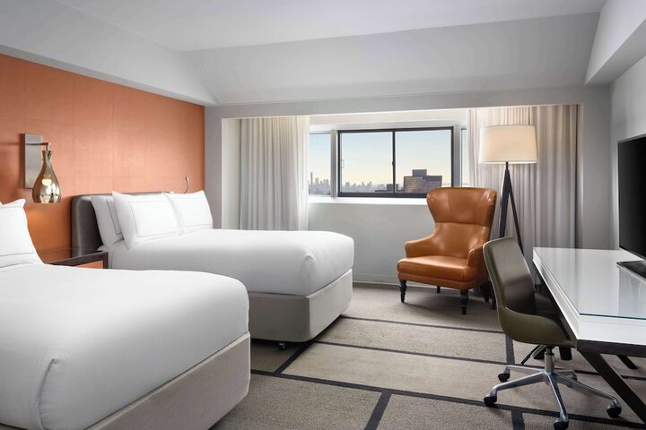Room 38 of 108