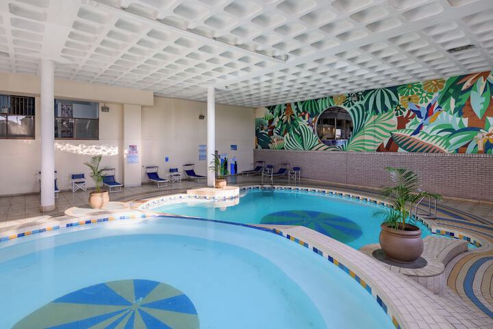 Pool 50 of 71