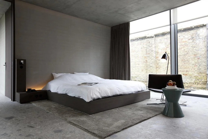 Room 2 of 24