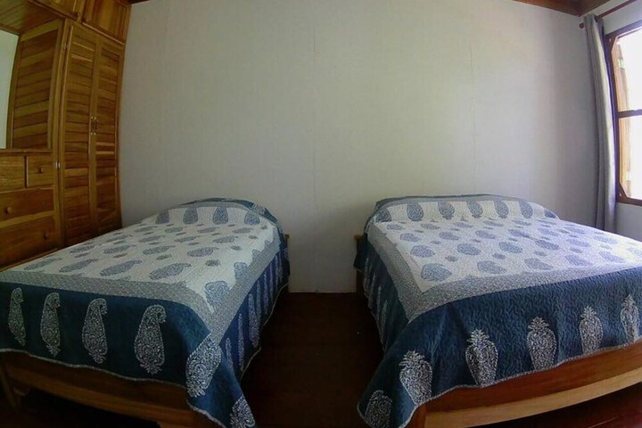Room 3 of 29