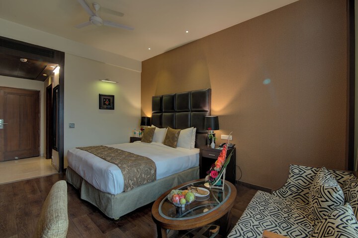 Room 17 of 55