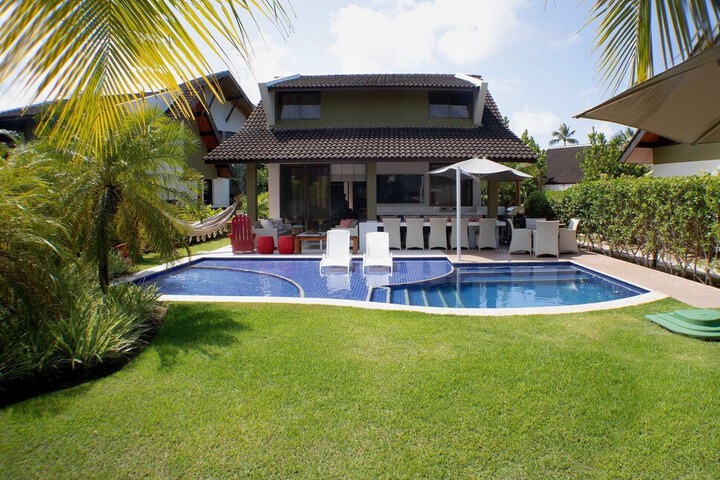 Pool 31 of 64