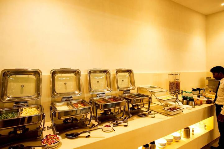 Dining Photos