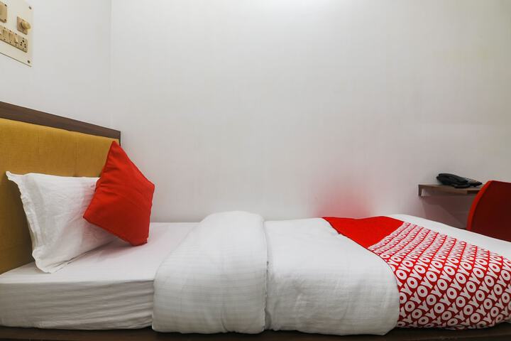 Room 18 of 94