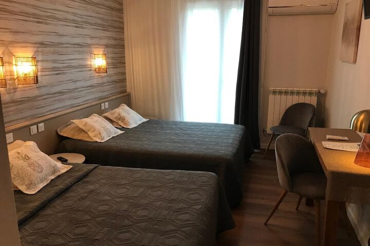 Room 8 of 49