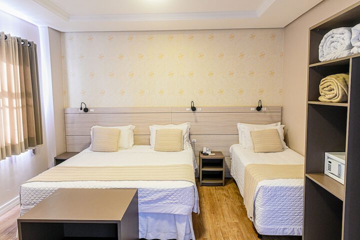 Room 62 of 95