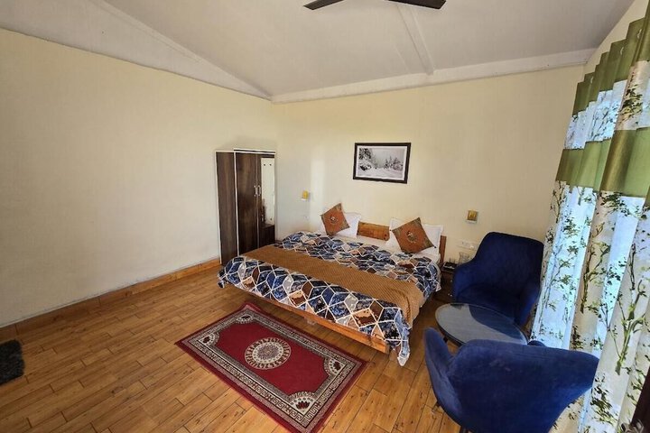 Room 3 of 19