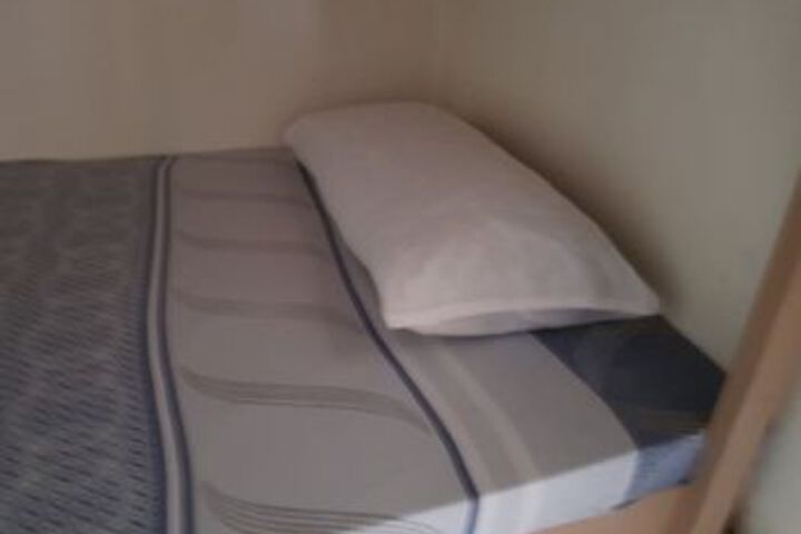 Room 13 of 23