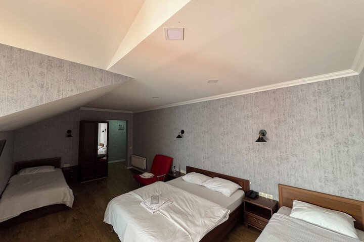 Room 15 of 45