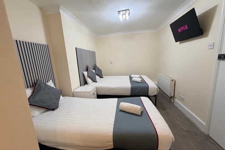 Room 45 of 96