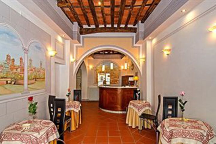 Exterior of Dimora Dei Guelfi Luxury Rooms