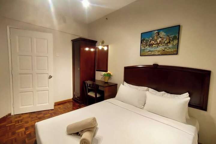 Room 20 of 131