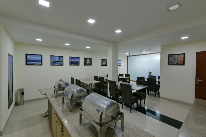 Business Center 27 of 39