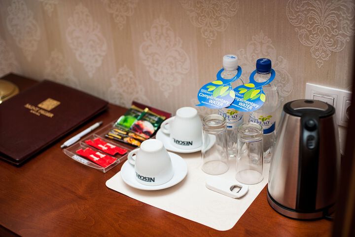 Breakfast/Coffee Service 46 of 73