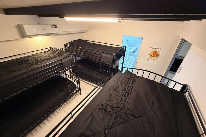 Room 15 of 52