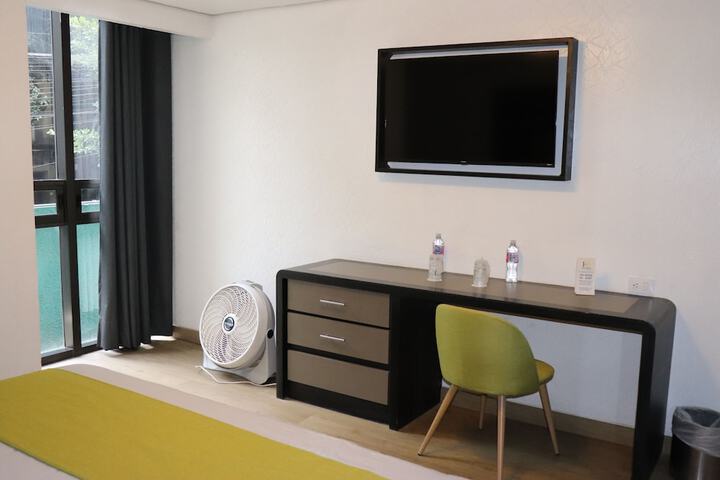 Room 31 of 89